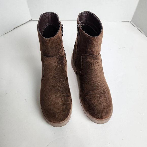 Seven for All Mankind Chelsea Boots Womens 9 Bestie Faux Brown Suede Almond Toe - Picture 1 of 9